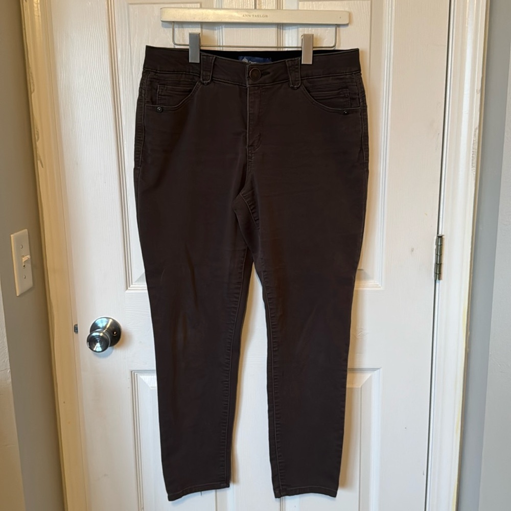 Democracy | “ab” Solution Mid-Rise Ankle | Espresso | Size 10